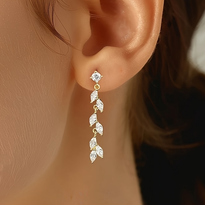 Image of A Pair Of Elegant Leaf Tassel Pendant Copper Earrings, With Sparkling Synthetic Zirconia, Suitable For Women' Gifts And Occasions Like Banquets