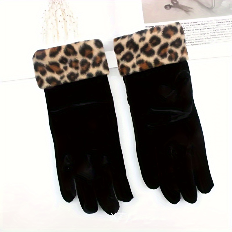 

1 Pair Of Women’s Velvet Leopard Print Winter Gloves - Warm, Touchscreen Compatible, Cold Weather Protection, Black With Brown/beige Leopard Pattern, Soft Polyester Material, Outdoor Activities