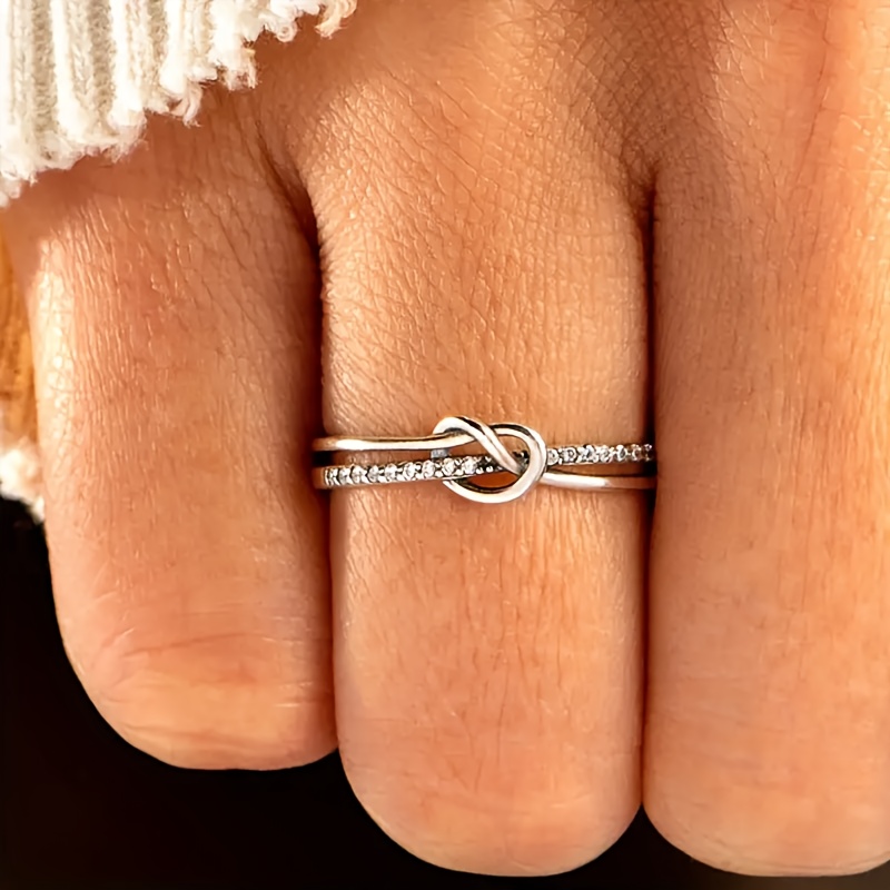 Heart-Shaped Lady's Ring, Timeless Design for Daily Wear