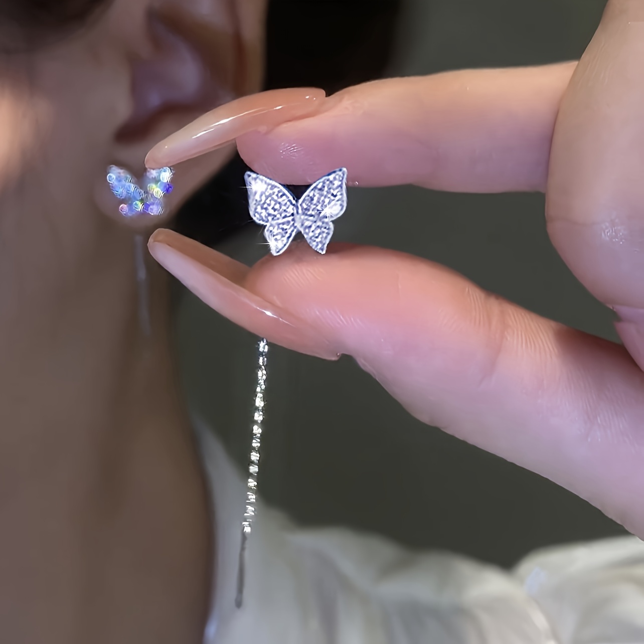 1 Pair Fashionable Trendy Exquisite Rhinestone Long Tassel Stud Earrings