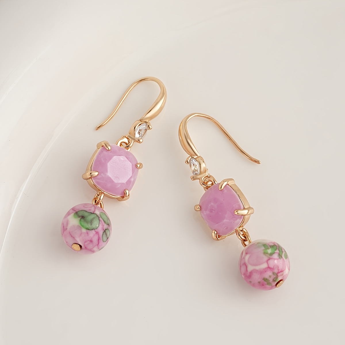 TEMU 1 Pair Trendy Mixed Color Synthetic Pine Texture Blue/purple/pink Bead Fashionable And Good-looking Versatile Men's Ear Studs - Suitable For