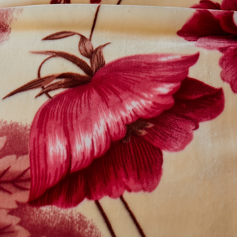 1pc warm plush blanket,   polyester throw with classic   - lightweight, fluffy & machine washable for bedroom, sofa, dorm, and outdoor use;     Product details 5