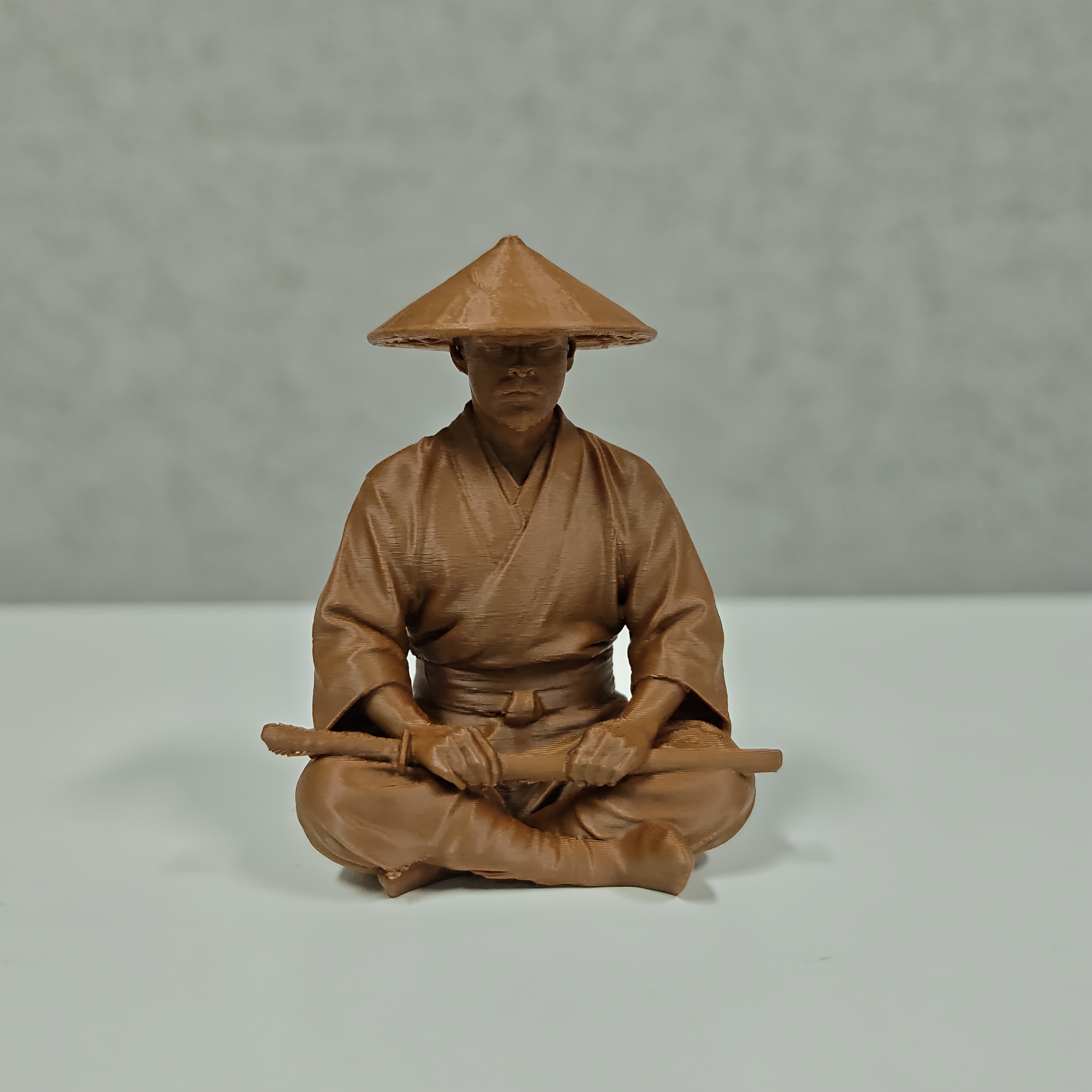 TEMU 명상하는 칼을 든 조각상 장식품, 독특한 가정 장식, 창의적인 집안 악센트, 재미있는 휴일 선물