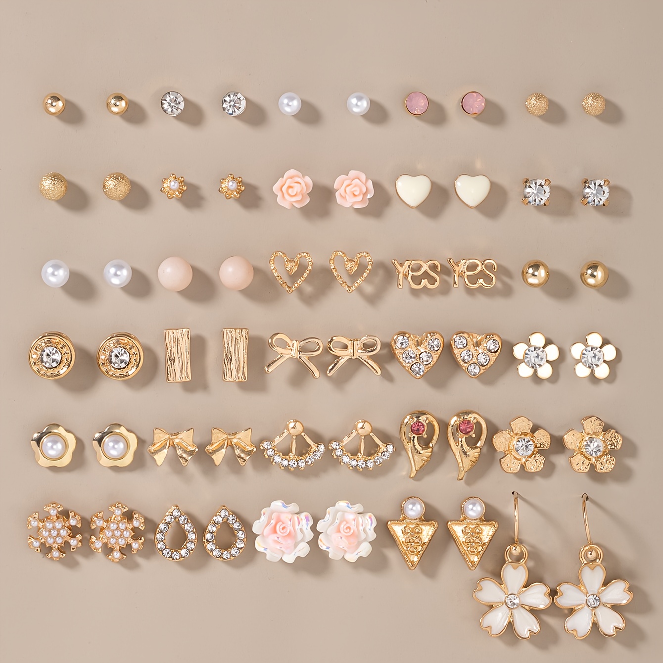 E-shop Ein Set aus 30 Paar Damen Ohrstecker, großes Set, Rosenblume, Schleife, Herzform, runde Form, englische Buchstaben, geometrisches Mehrteil-Set,
