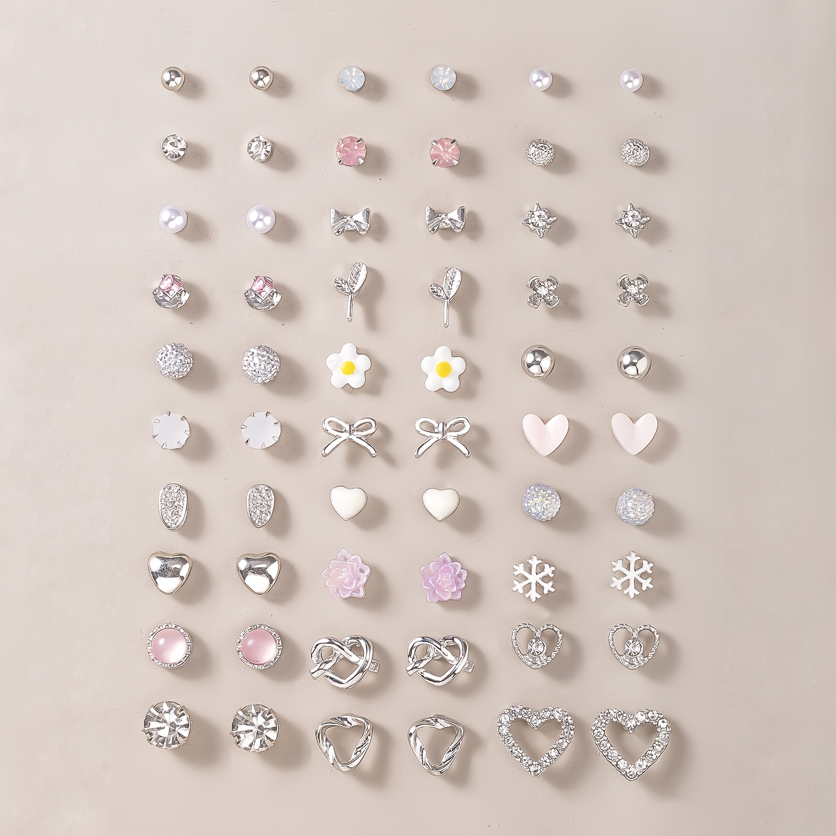 TEMU 30 Paires de Boucles d'Oreilles Ensemble de Fleur, Rondes, de Cœur avec Nœud. Élégantes, Tendance, Petites et Faciles à . Cadeau Idéal pour les