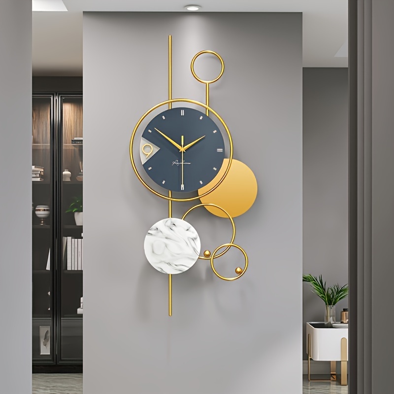 

Metal Wall Clock: Irregular Shape, Aa Battery Powered, Silent, Crown Flat, 36cm/14.4in, 80cm/32in