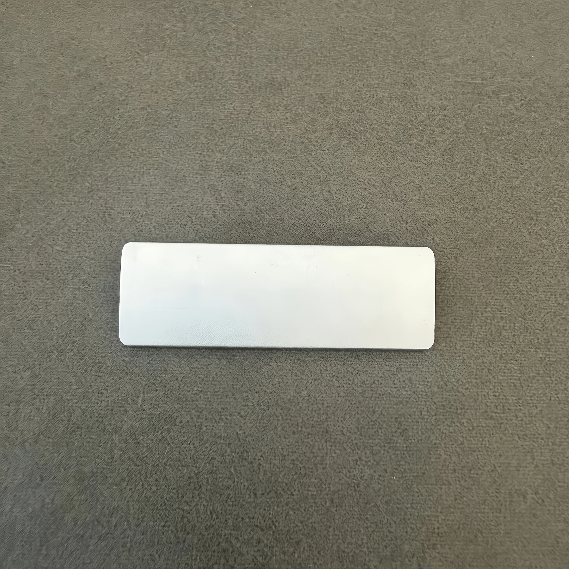 TEMU Custom Personalized Name Badge, Small Size Name And Position Pin Badge, Suitable For Venue, Such As Flower Shops, Stores, Hospitals, Etc., For