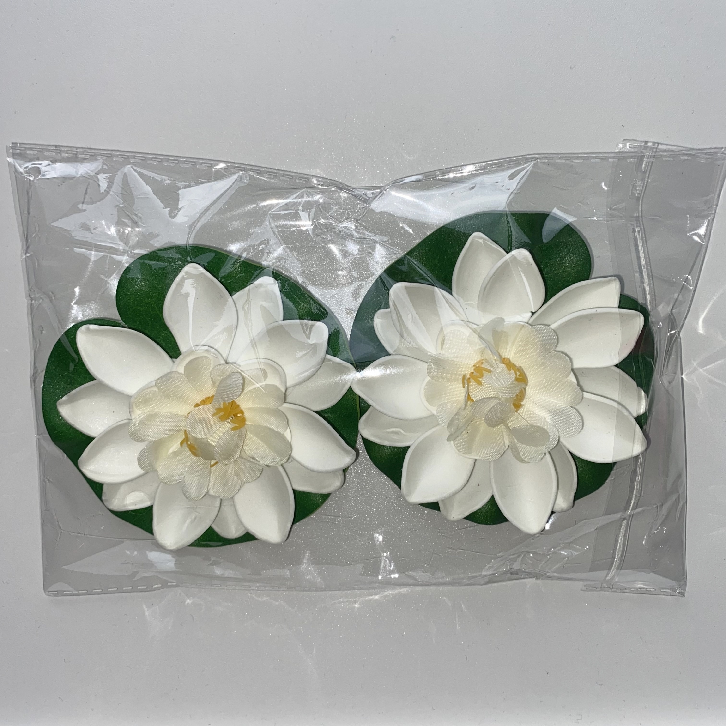 2pcs artificial lotus   simulated floating water lily flower plastic pond decor for aquarium   home decoration