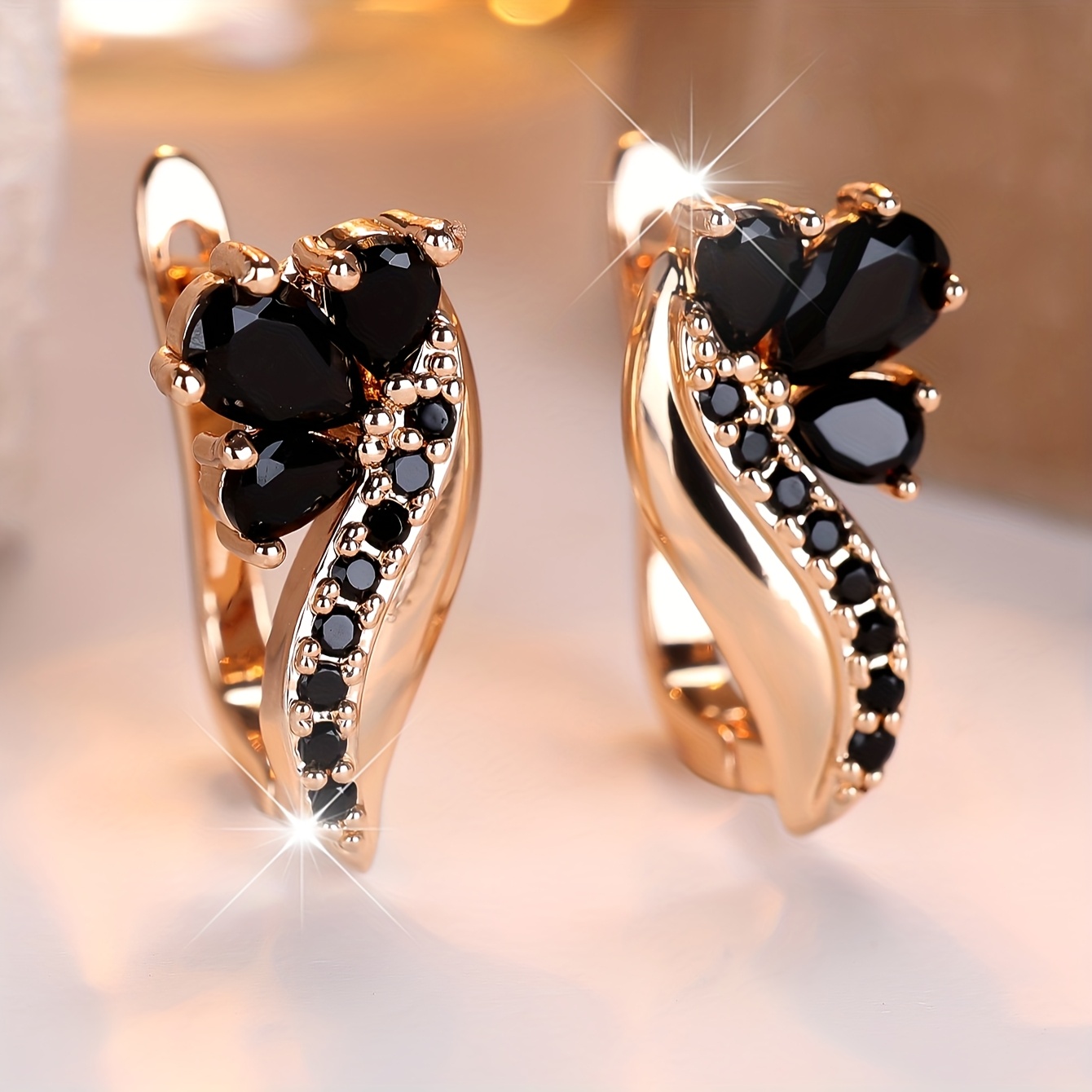 TEMU A Pair Of Exquisite Black Synthetic Synthetic Zirconia Earrings For Women, Featuring A Fashionable, Niche Design Versatile And Light Luxury.