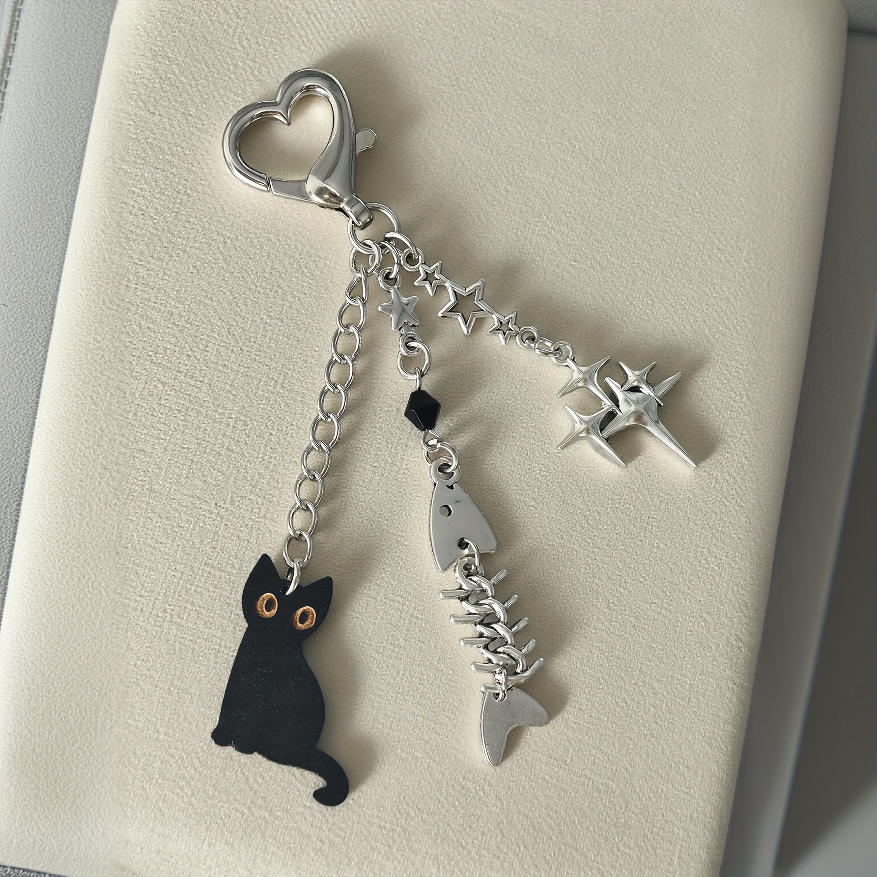 E-shop Gothic Punk Style Sterne, Fischgräten, Schwarze Katzen, Schwarze Perlen, Anhänger, Schlüsselanhänger, Handyhülle Ornamente, Herren- und Damen-