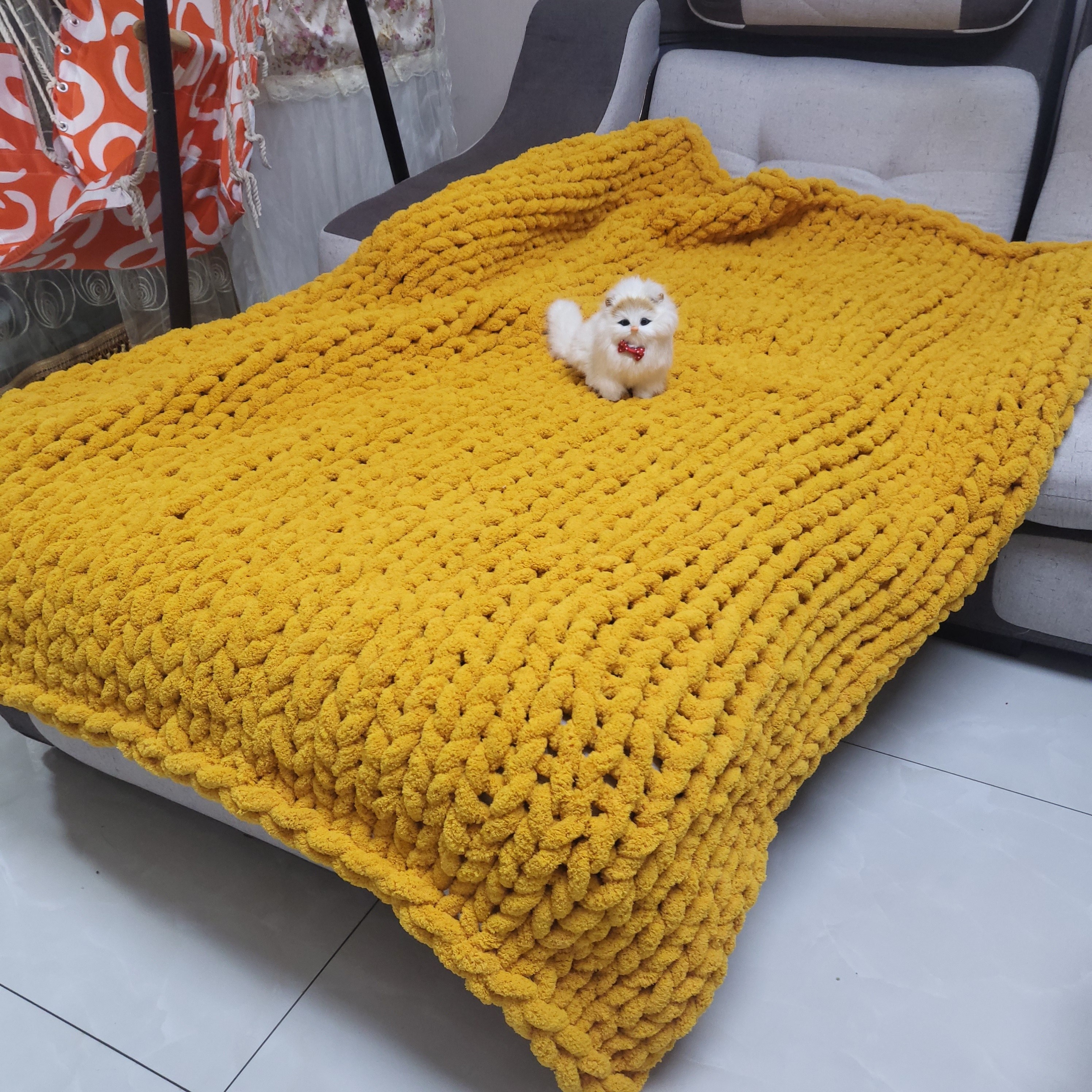 1pc Chenille Striped Hand- Blanket