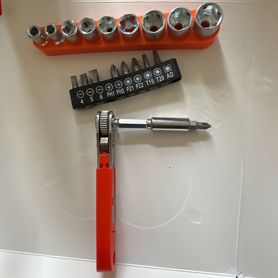 a 36 tooth mini ratchet screwdriver set suitable for repairs in tight spaces featuring an l shaped   no   manual operation and a   multifunctional tool kit Product details 2