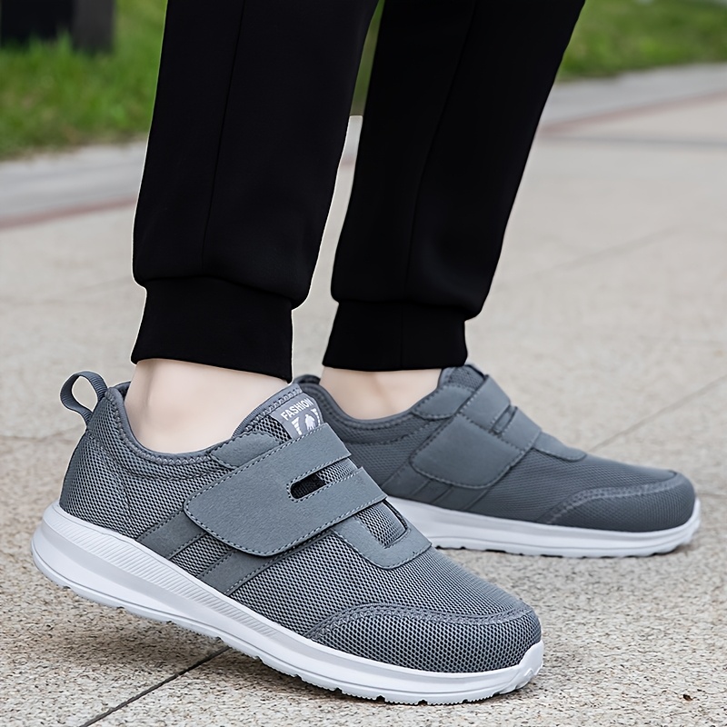 Men's Breathable Wide Width Sneakers with Adjustable Closure