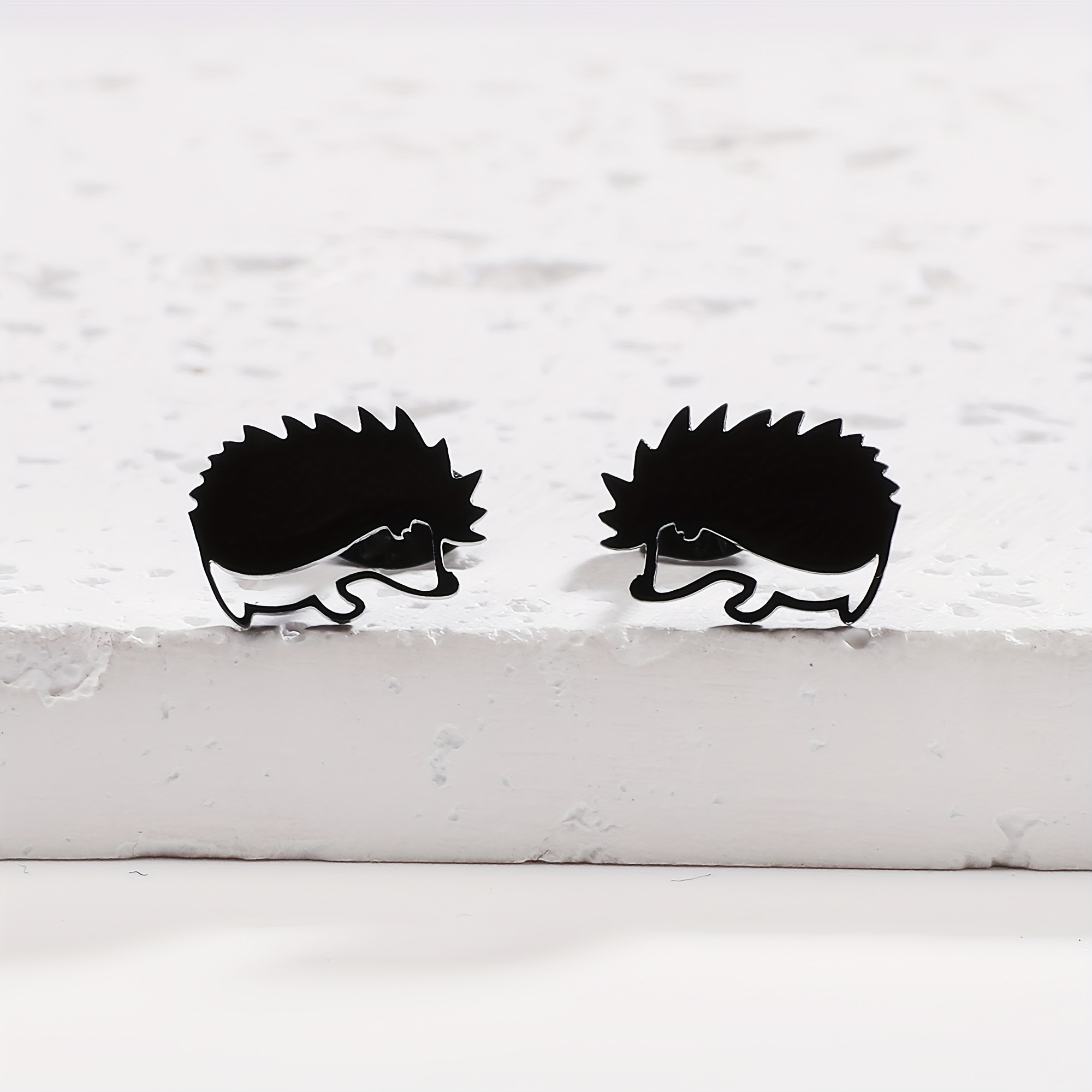 316 316 316 316 Steel Earrings, Hedgehog-shaped Earrings, Suitable For Daily Wear And Gift , Without Battery
