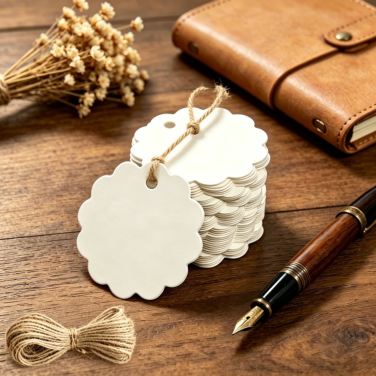 TEMU 97 Étiquettes Rondes Vierges en Papier avec 20 Corde de . Style Vintage, pour Emballage Cadeaux, de Bureau, Cadeaux de Mariage DIY, Fête