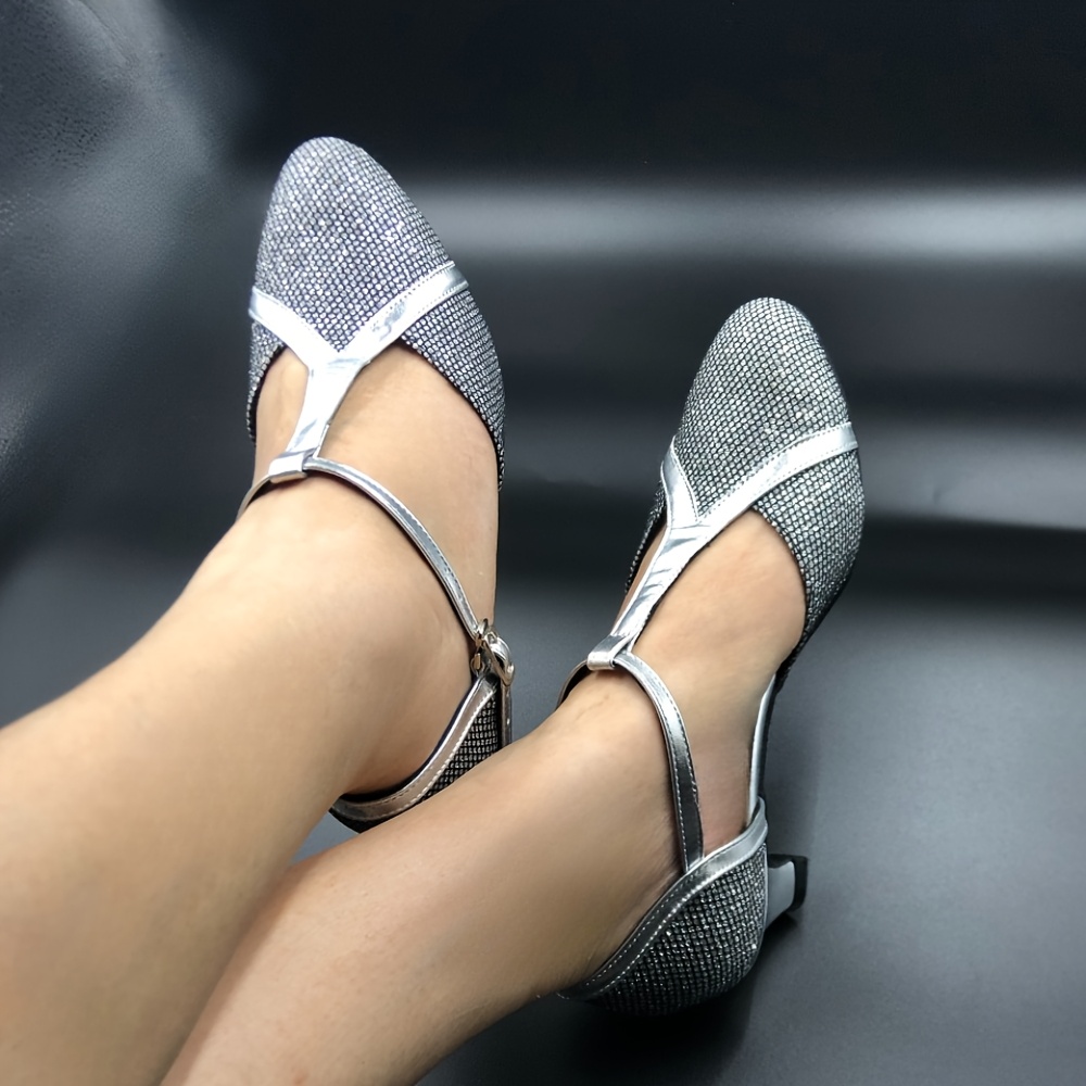 Women's Ballroom Dance Shoes Heel Height Low Heel International  Standard Dance Shoes Closed-toe Shiny Sparkle Fabric Latin Tan