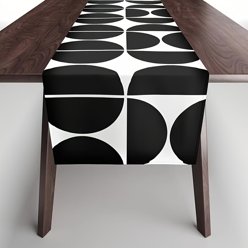 

Elegant Black Square Table Runner - Modern Polyester, Perfect For Kitchen & Dining Decor, Parties & Home Accents