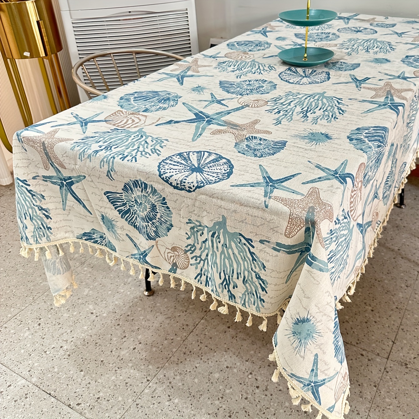 Single- Print Seaweed, Snail & Starfish Pattern Tablecloth