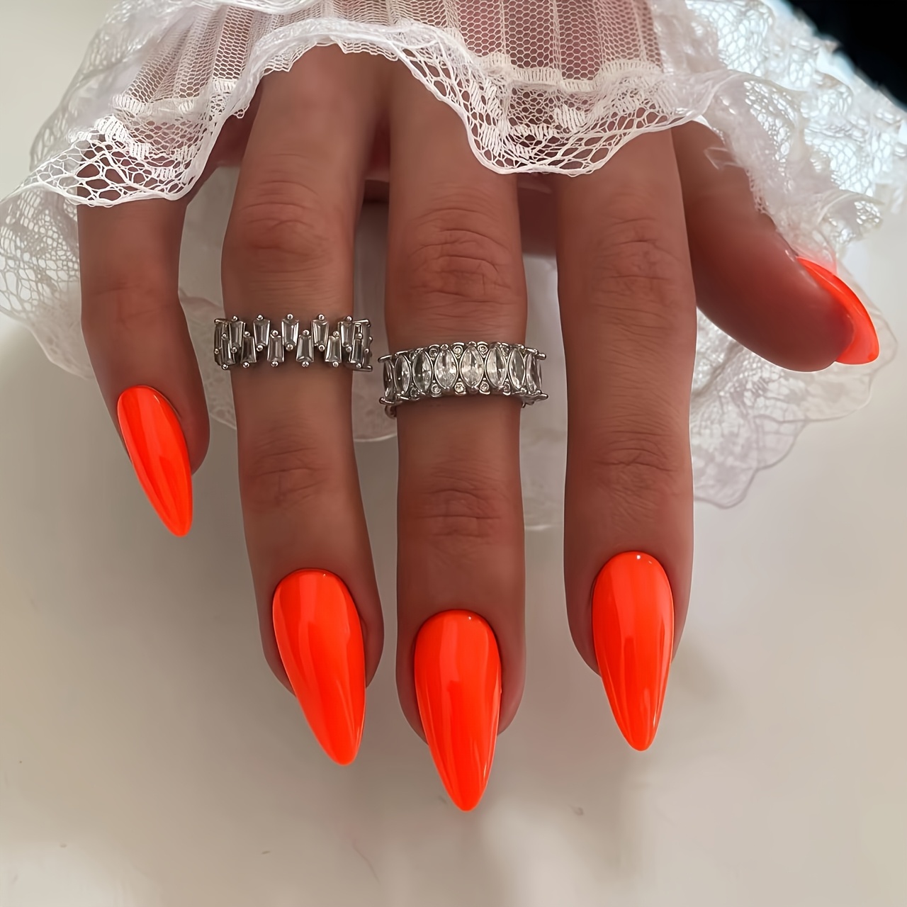 Show Your Beauty 24pcs Easy Almond Press-on Orange Nail Tips And 1pc Gel Glue And 1pc Nail File Suitable For Women's Parties, Daily Nail Decoration, Holiday Gift