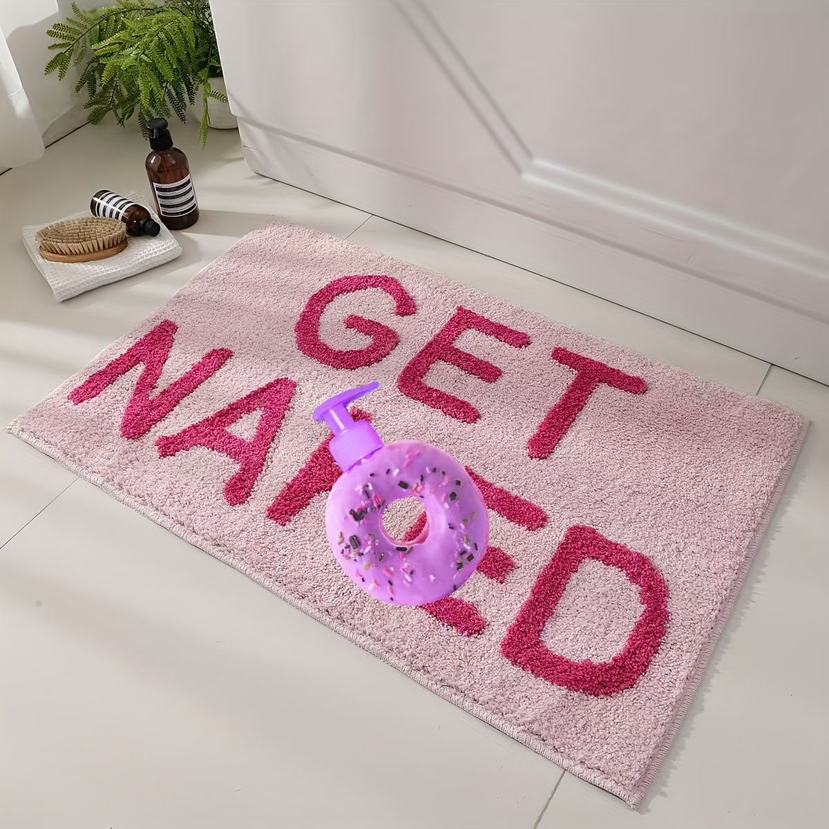 Tappeto Da Bagno Divertente 'Get Naked' Rosa - Morbido In Microfibra, Antiscivolo E Assorbente 50x80cm - 3