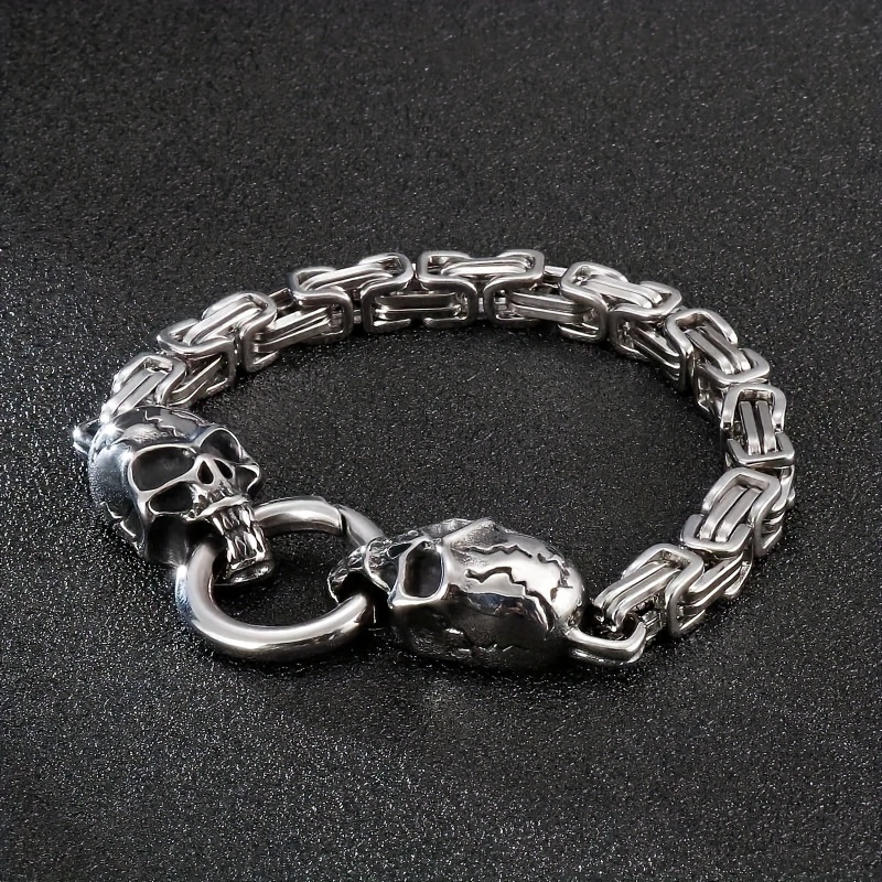 

1pcs Gothic Double Skull Bracelet Domineering Men Motorcycle Punk Rock Hip Hop Amulet Jewelry Christmas Gift