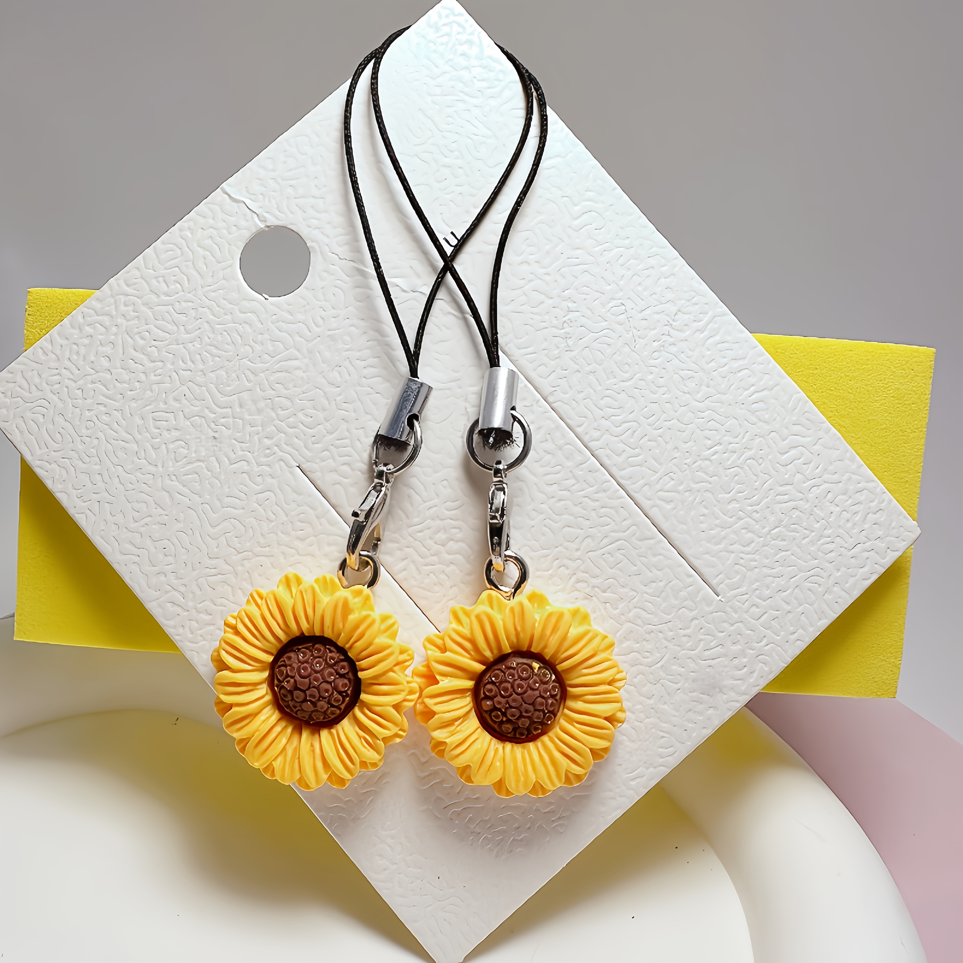 TEMU 1/2pcs Sunflower Flower Mobile Phone, Key Hanging Ornaments, Graduation Season, Holiday Gift To Girlfriends.