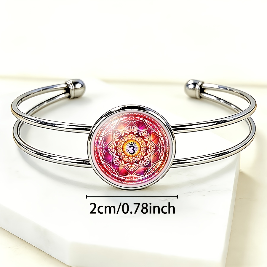 Women's Adjustable Open Bangle with Retro Elegant Hoop, Geometric Design