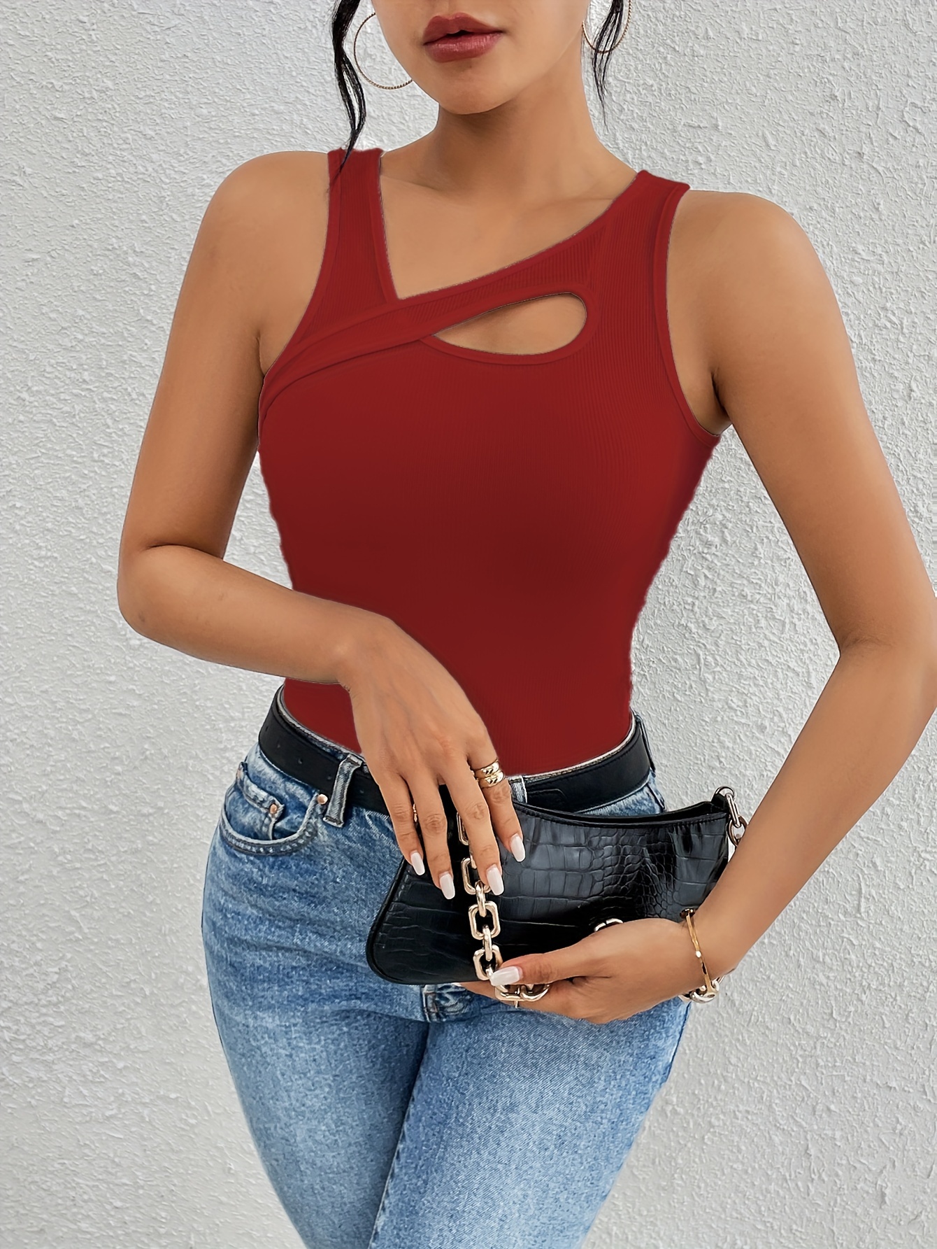 Women's Sexy Slim Fit Sleeveless Boat Neck Tank Top - Stretchy Knit Fabric with Keyhole Cutouts, All-Season Versatile Wear, Machine Washable Solid Color, Ladies Tank Tops