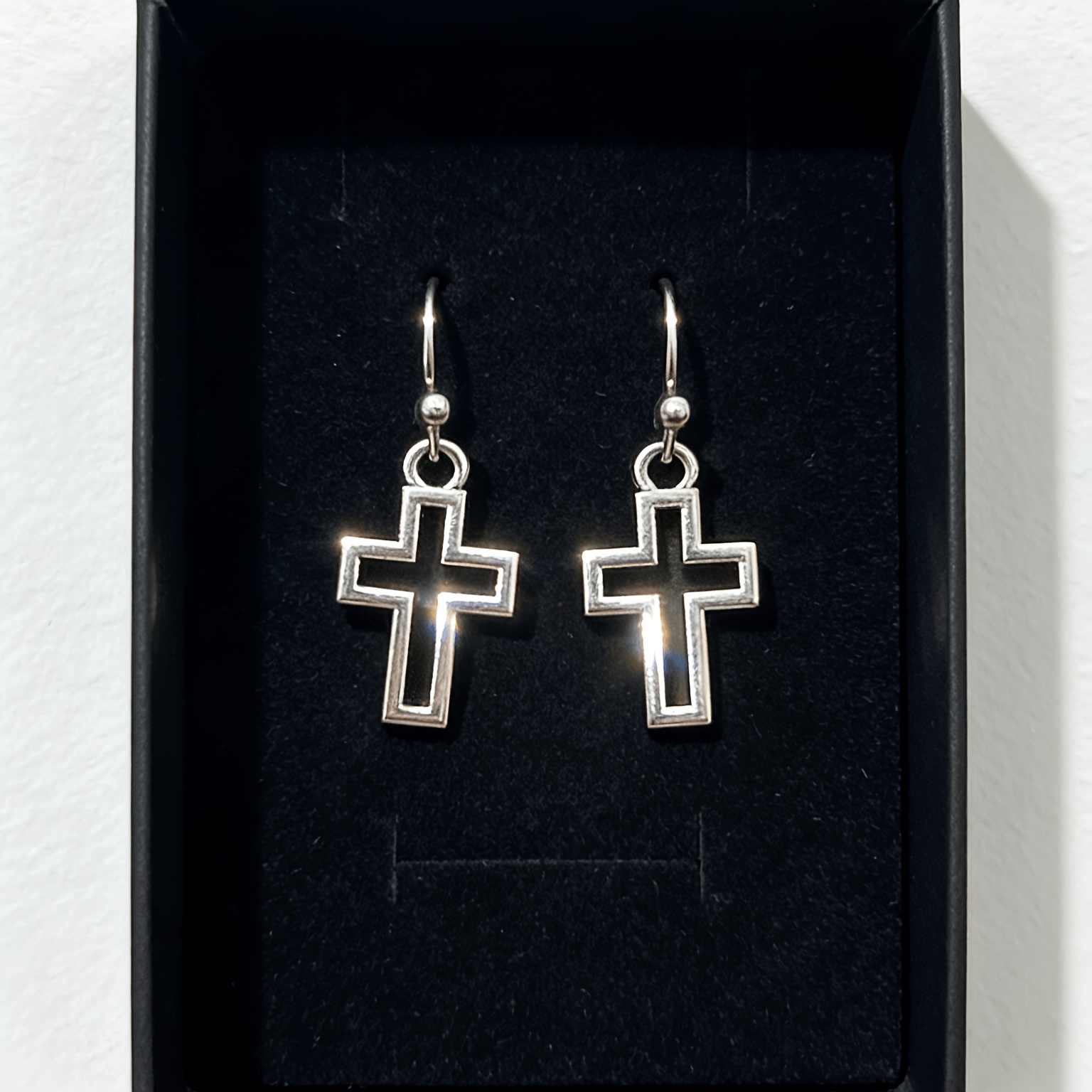 Minimalist Hollow-Out Cross Earrings — Unisex Versatile Design
