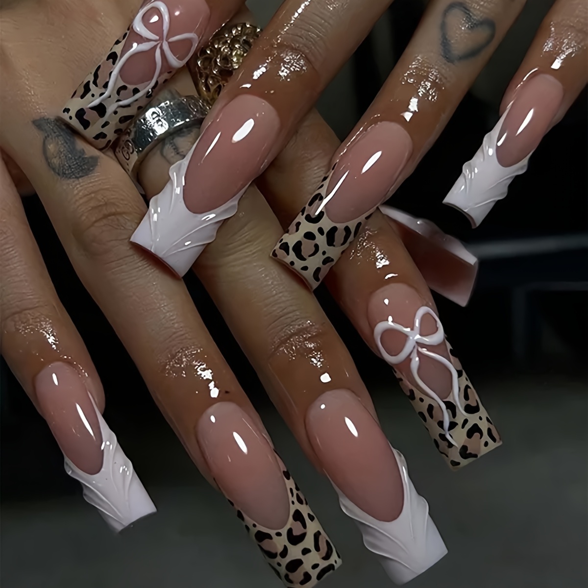 TEMU 24 stuks Rechthoekige 3D Gel Nagelkunst, Strik en Luipaardprint Nagelontwerpen, Luipaard French Tip Acryl Press-On Nagels, Lange Lengte Perfecte