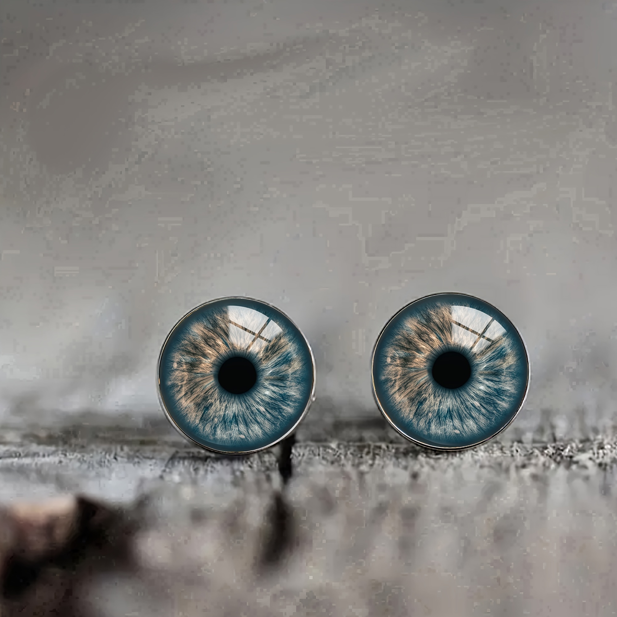 

A Pair Of Colorful Eyes Stainless Steel Earrings, Elegant And Sexy Style For Daily Wear, Fashionable Ladies' Ear Accessories.