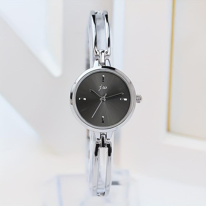 1pc Elegant Rose Golden Women's Quartz Watch with Rhinestone Accents, Vintage Style Alloy Bracelet, Round Dial, Perfect Holiday Gift for Her, Special Occasion Jewelry | Luxury Women's Watch | Zinc Alloy Bracelet