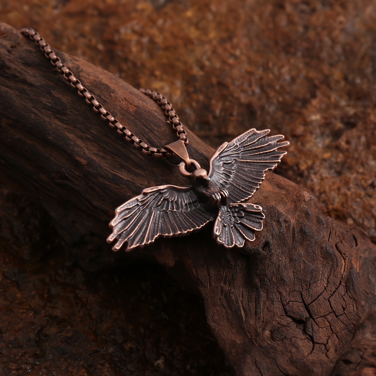 TEMU Retro Distressed Bronze-colored-colored Flying Eagle Pendant Necklace, Niche Street Style Personalized Additions, Three-dimensional Feather
