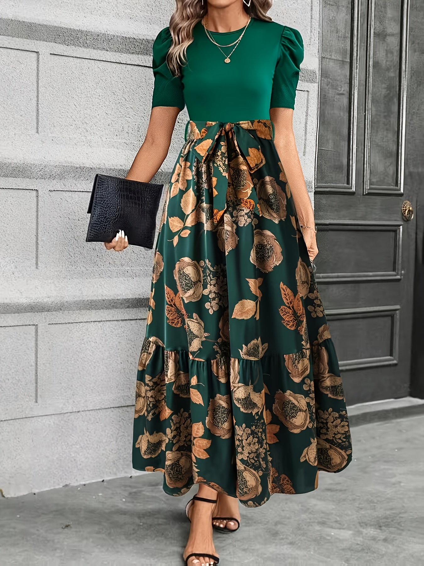 green emerald velvet dress Light Green Tulle A-Line Midi Appliques Homecoming Dress main image 1