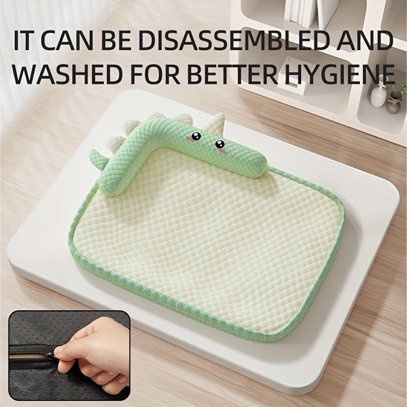 dog bed for summer removable and washable suitable for small breeds like bichon and teddy featuring a cool mat Product details 4