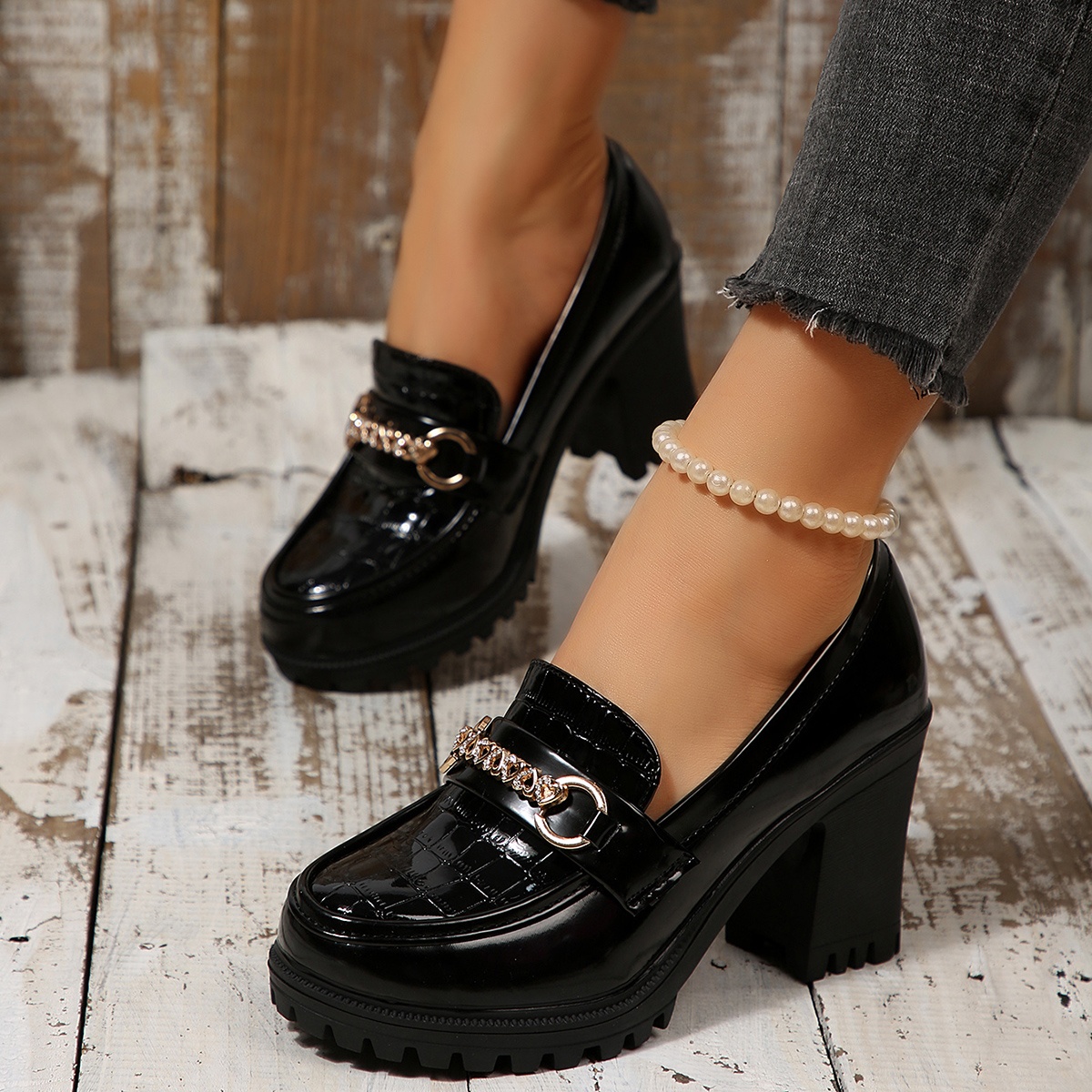 TEMU Glossy Crocodile Pattern Pu Square Toe ï½2026 Autumn New Women's Block Heel Loafers, Urban Ol Temperament, Thickened Sole For Cushioning And