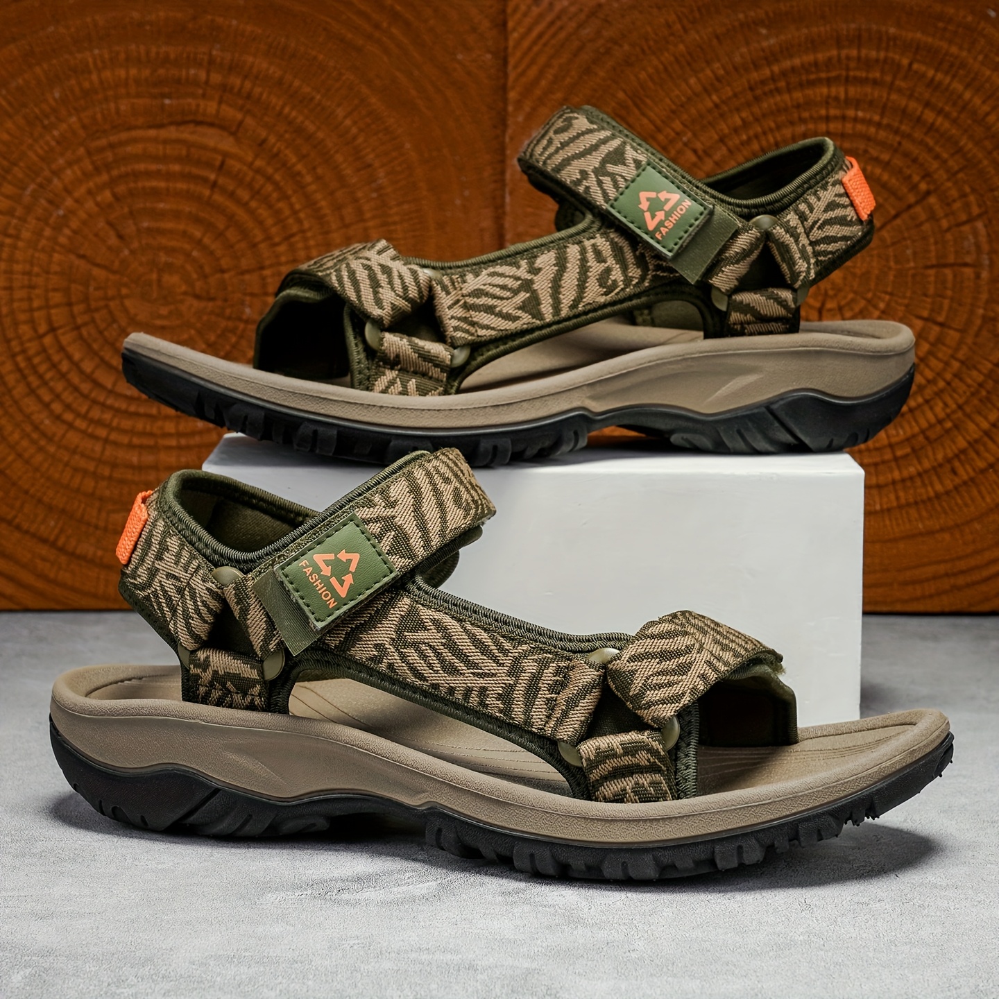 mens summer outdoor sports sandals lightweight and comfortable soft soled breathable casual shoes suitable for hiking daily commuting and leisure activities