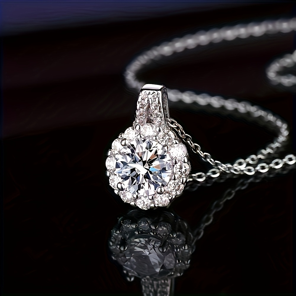 

Elegant Vintage Style Women's Pendant Necklace, Fashion Synthetic Crystal, Alloy Chain, No Plating, New Year & Wear