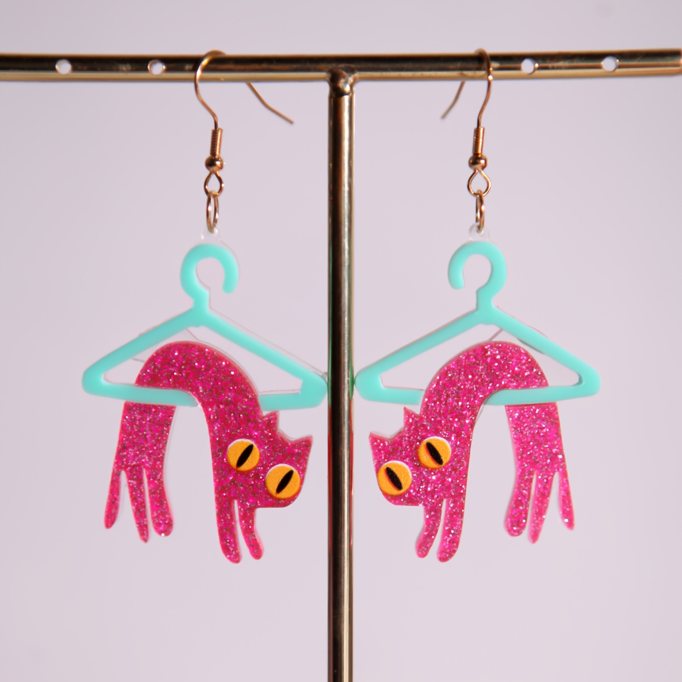 TEMU Handmade Sparkling Pink Cat Dangle Earrings With Glitter Seed Beads - Cute Statement Jewelry For Women, , Beach Party, Music Festival & Carnival