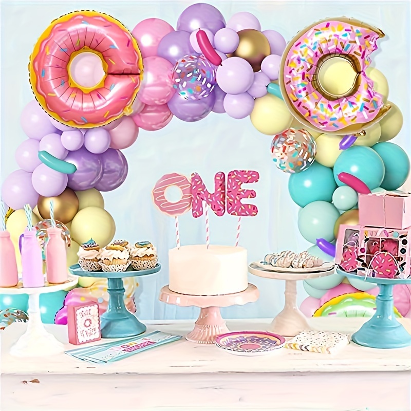 

139pcs Pastel Sweet Donut Balloon Flower Wreath Arch Set, Sweet Birthday Party Decoration With Pink Confetti Ice Cream Foil Balloons