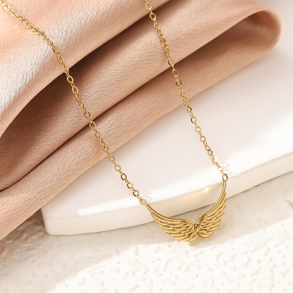 Image of 1pc Simple And Stylish Wing Pendant Necklace, Stainless Steel Jewelry, 18k Plated, Women's Pendant Necklace, Women's Jewelry, Suitable For Daily Wear, Ideal Gift For