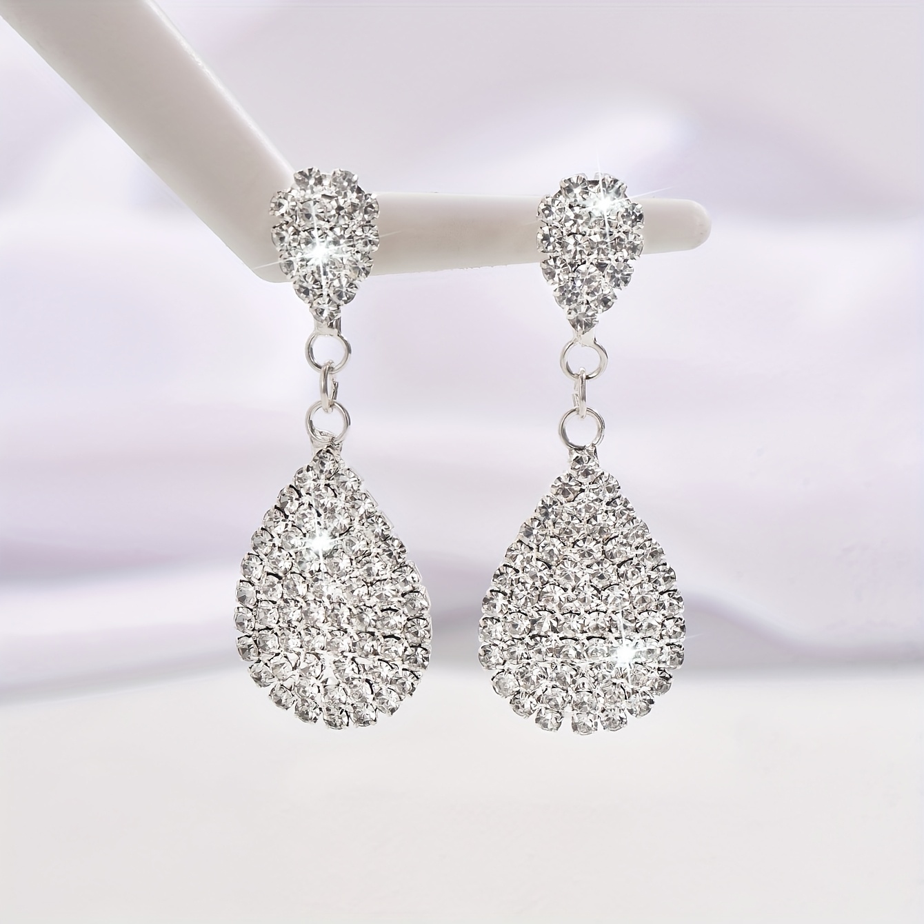 Luxury Bridal Copper Inlaid Rhinestone Pendant Earrings