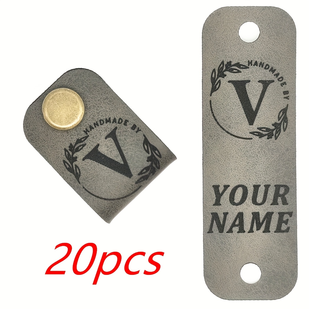Po narejen 1 umetnega usnjenega nalepka, vključno nalepk, 20 kompleti čikaških vijakov za DIY umetno usnjeno obrt, prilagodite svoje ime,