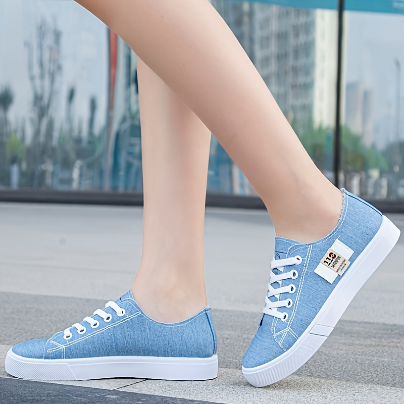 One Pair of Stylish Versatile Shoes, Low-Top White Sneakers with Elegant Breathability, Casual Single Shoes Showcasing Feminine Charm