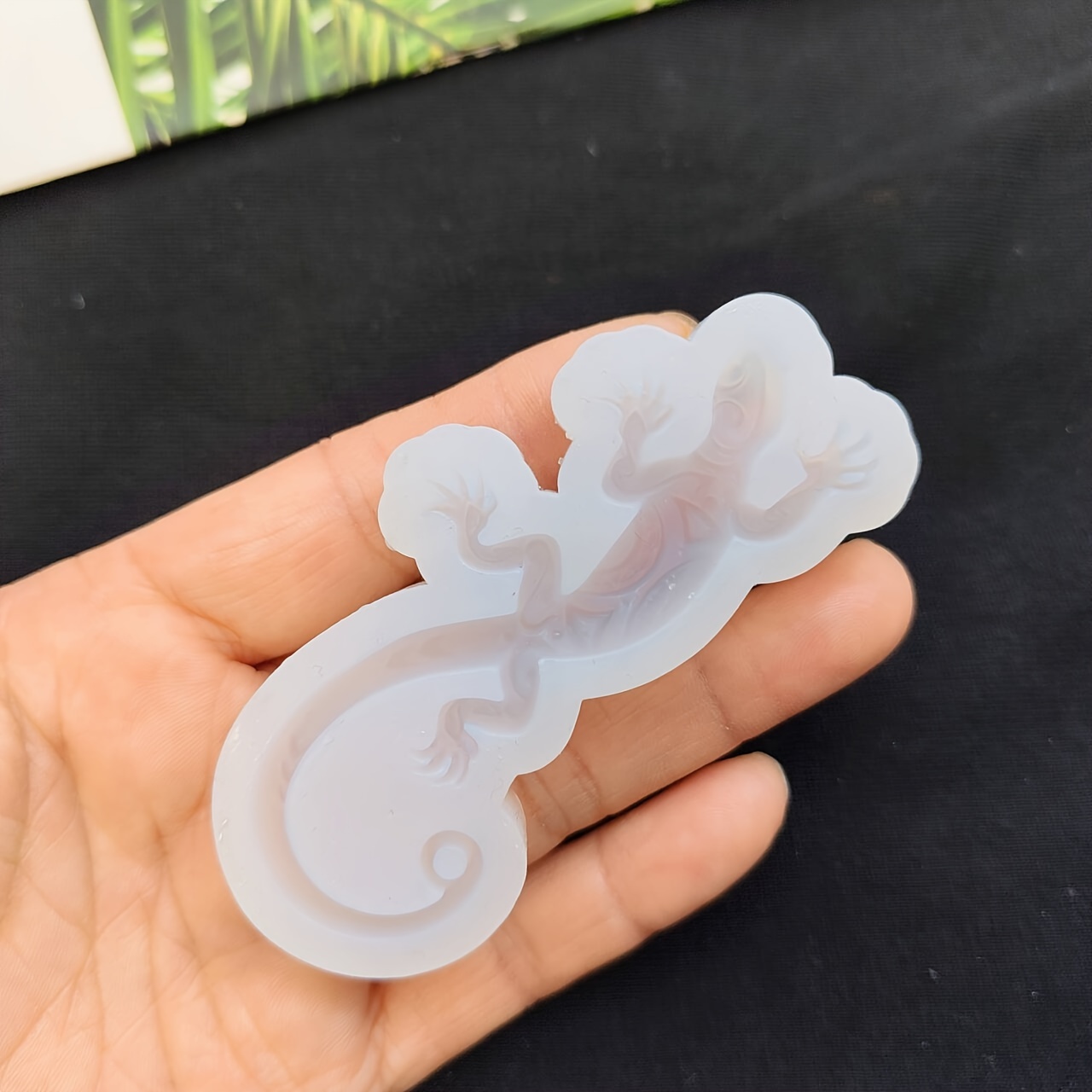 

Nouveau Moule à Goutte de Gecko Semi-3D DIY Pendentif Porte-clés Gecko 3D Semi-3D Gecko DIY Moule à Goutte Décoration de Sac à Dos Pendentif Gecko