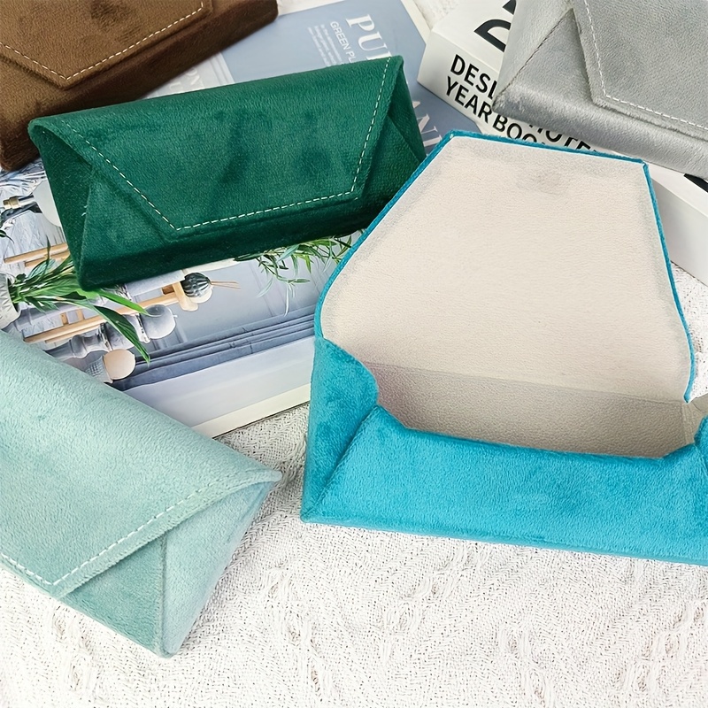 Large Capacity Magnetic Glasses Storage Box