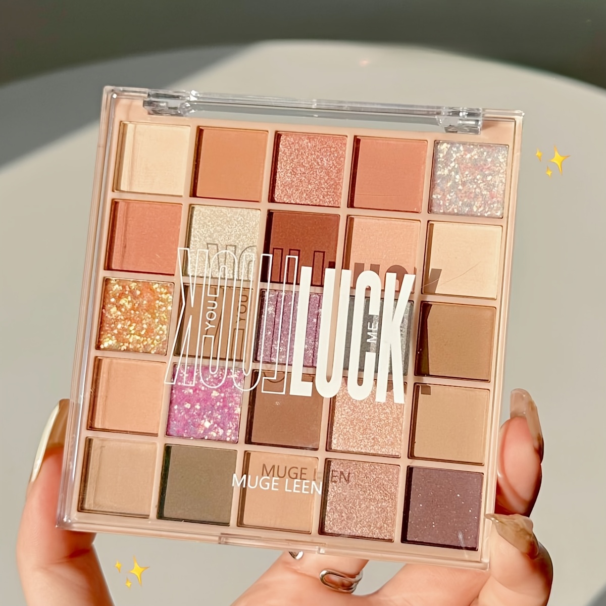 25-color Eyeshadow Palette, Multicolor Pearlescent Matte Shimmer, Red Eyeshadow Palette, High Waterproof Sweat-proof Eyeshadow Palette