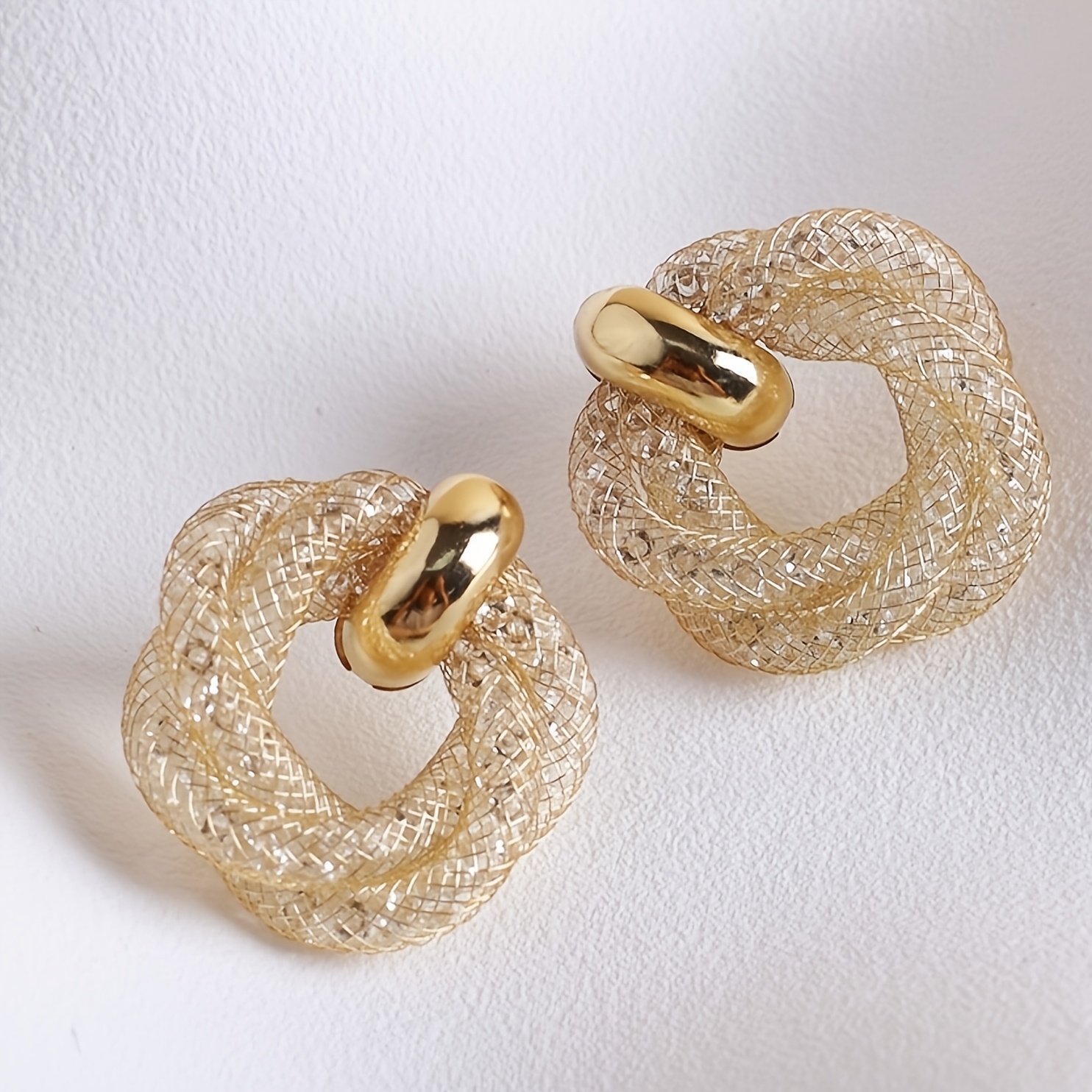 TEMU 1 Pair Golden Glass Inlaid Fashion Trendy Earrings, Grand And Comfortable Suitable For Tones, Meeting Formal Occasions And More