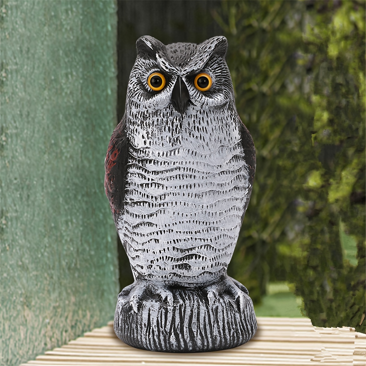 

Realistic Horned Owl - Durable Plastic Bird Decoy For Outdoor Garden & Yard, Perfect Halloween Pest Repellent