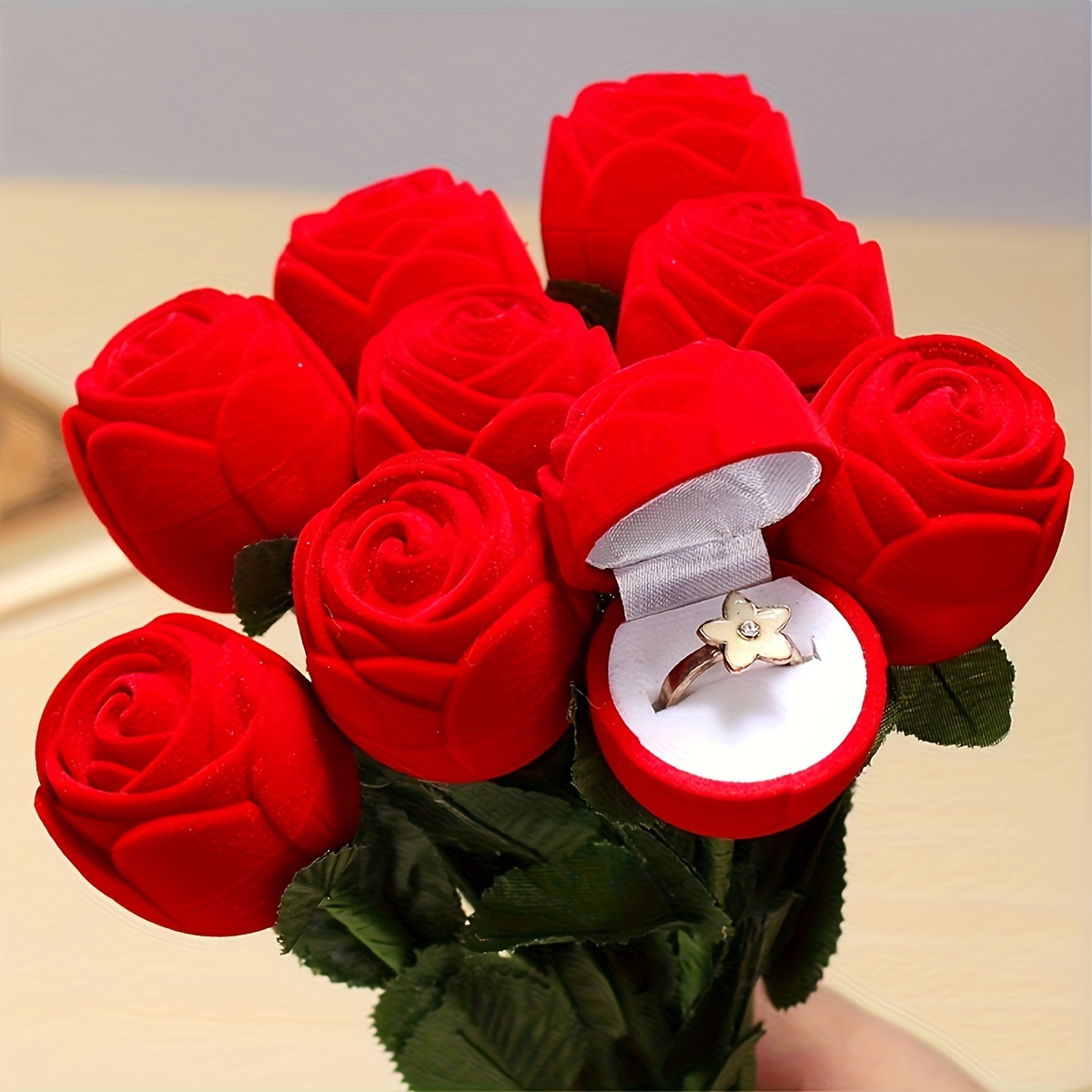 

1pc Red Rose Flower Ring Box, Valentine's Day Gift, Cool Creative Proposal Ring Box